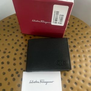 NIB Mens Salvatore Ferragamo Wallet